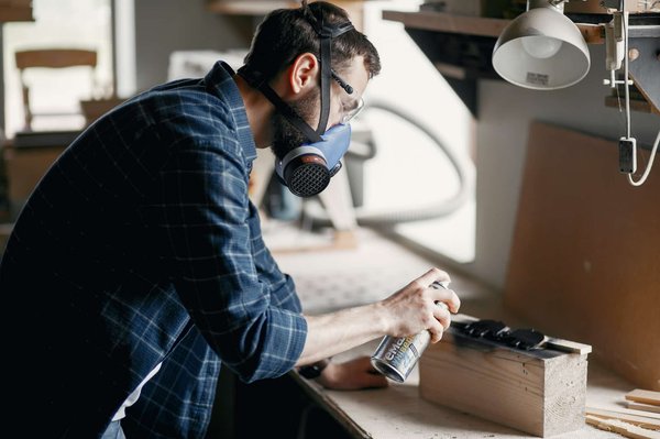 Comment agit la bombe de peinture antirouille ?