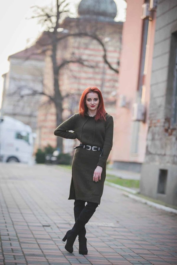 Chic et chaud : Les plus belles robes pull de la saison